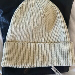 GAP Cream Ribbed Fold-Over Beanie